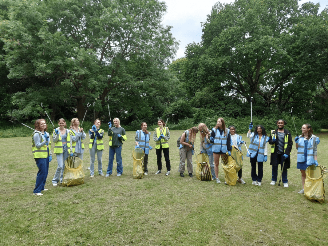Litter Pickers Group Best