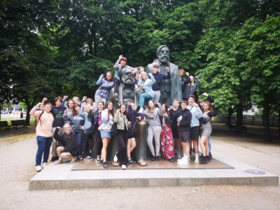politics students with statue